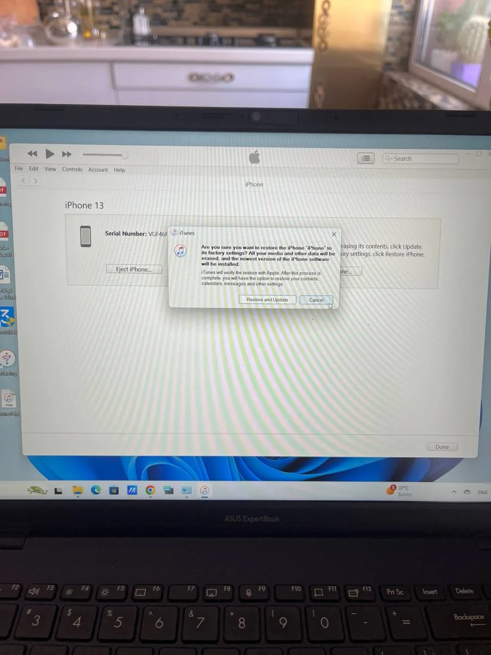 آموزش کامل ریستور کردن آیفون با استفاده از حالت ریکاوری مود، دانلود فایل iOS از سایت ipsw.me و نصب با آیتونز